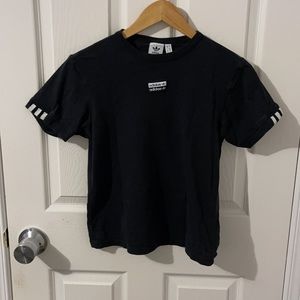 Adidas T-Shirt 👚